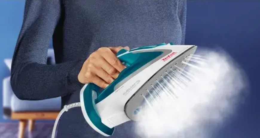 Праска Tefal Easygliss Plus FV5718E0 Tefal FV5718E0 фото